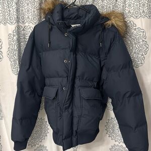 H/M mens coat with fur